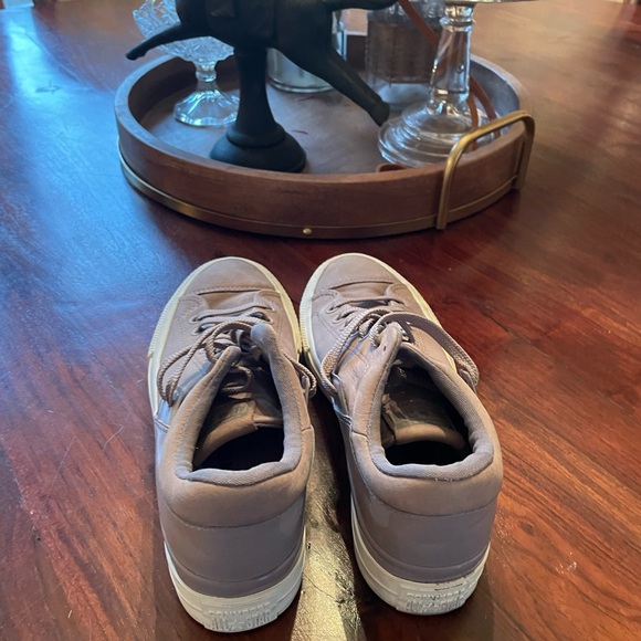 Converse - Picture 2 of 5